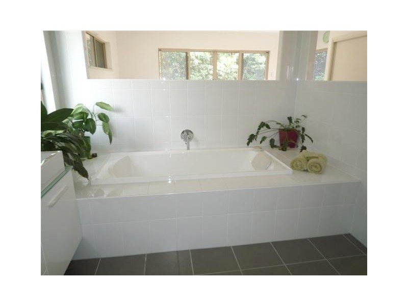 3 Sanctuary Crescent, Wongaling Beach QLD 4852