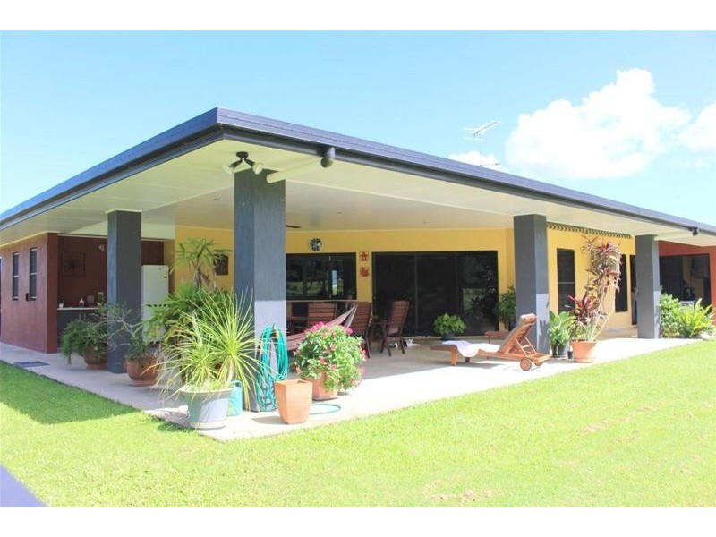 667 Old Tully Road, Feluga QLD 4854