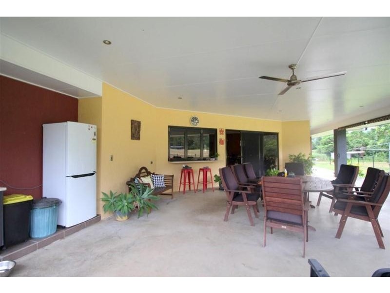 667 Old Tully Road, Feluga QLD 4854