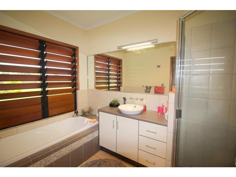 667 Old Tully Road, Feluga QLD 4854