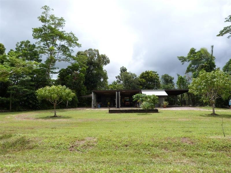 252 East Feluga Road, East Feluga QLD 4854
