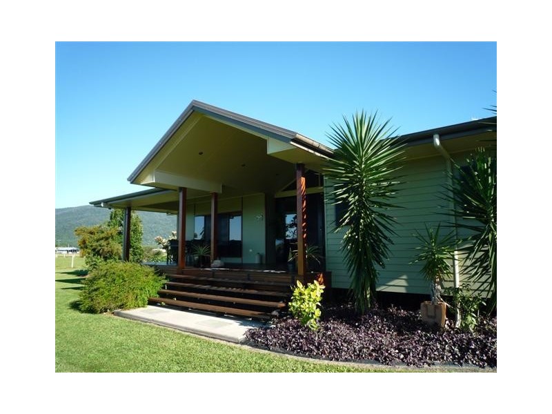 131 Old Tully Road, Tully QLD 4854
