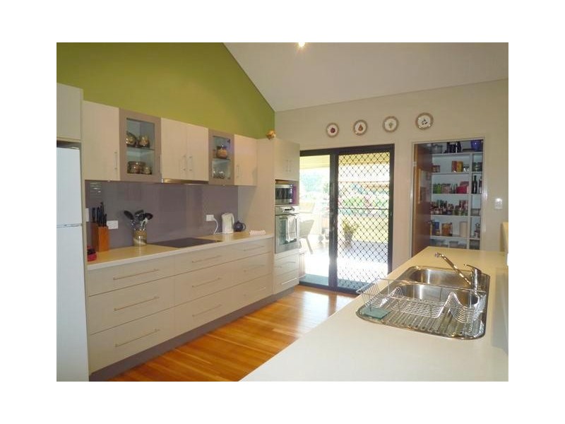 131 Old Tully Road, Tully QLD 4854