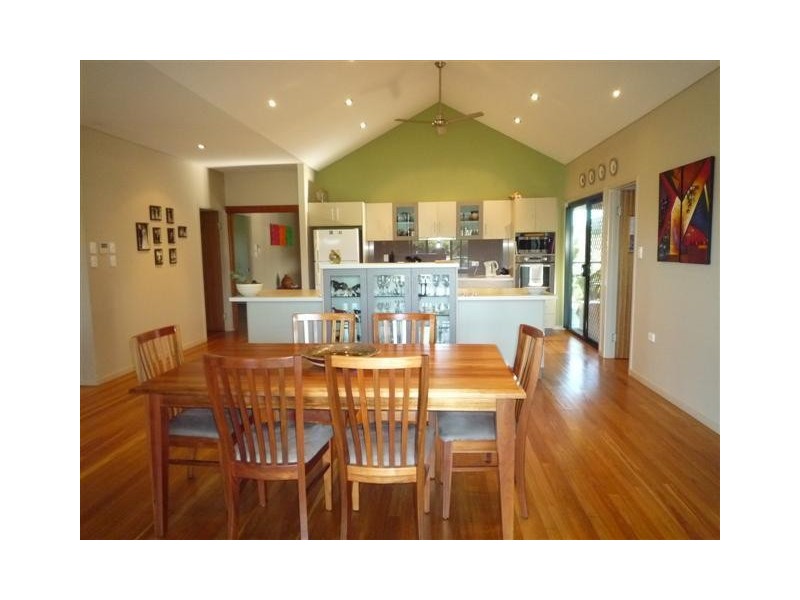 131 Old Tully Road, Tully QLD 4854