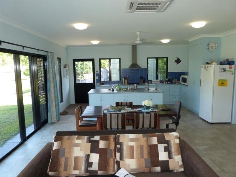 28 Ruby Crescent, Bulgun QLD 4854