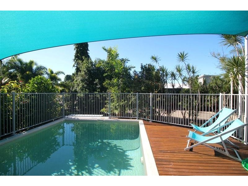 18 Southward Street, Mission Beach QLD 4852