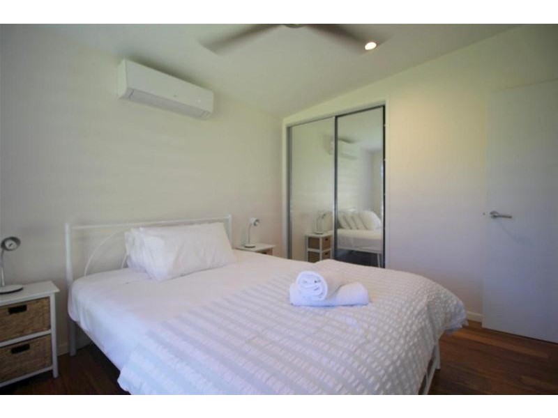 18 Southward Street, Mission Beach QLD 4852