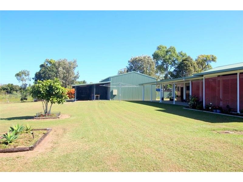 22 Hull Heads Road, Hull Heads QLD 4854