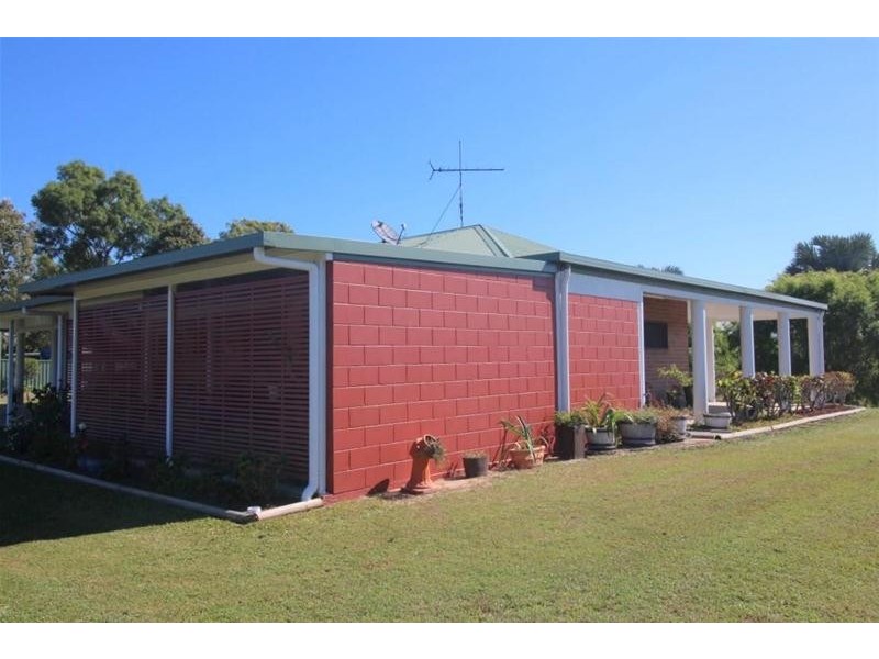 22 Hull Heads Road, Hull Heads QLD 4854