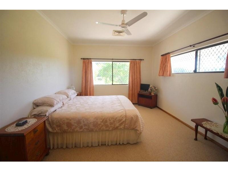 22 Hull Heads Road, Hull Heads QLD 4854
