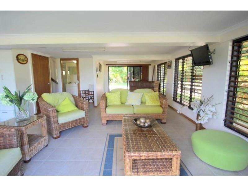 144 Kennedy Esplanade, South Mission Beach QLD 4852