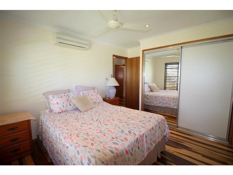 144 Kennedy Esplanade, South Mission Beach QLD 4852