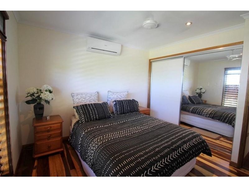 144 Kennedy Esplanade, South Mission Beach QLD 4852