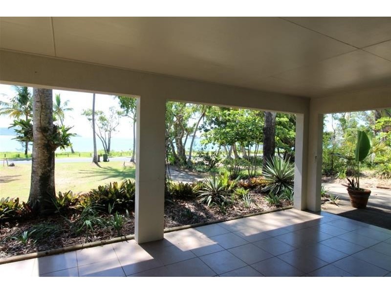 92 Kennedy Esplanade, South Mission Beach QLD 4852