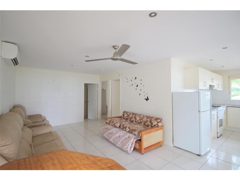 92 Kennedy Esplanade, South Mission Beach QLD 4852