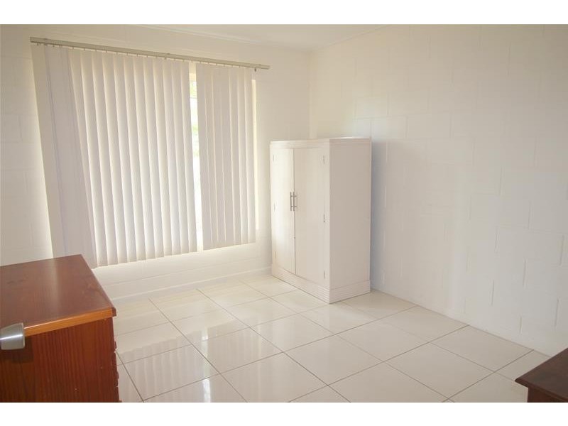 92 Kennedy Esplanade, South Mission Beach QLD 4852