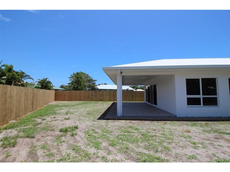 2 Spinnaker Street, South Mission Beach QLD 4852