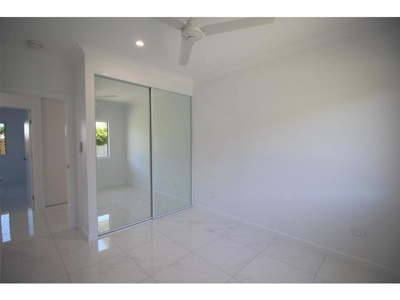 2 Spinnaker Street, South Mission Beach QLD 4852
