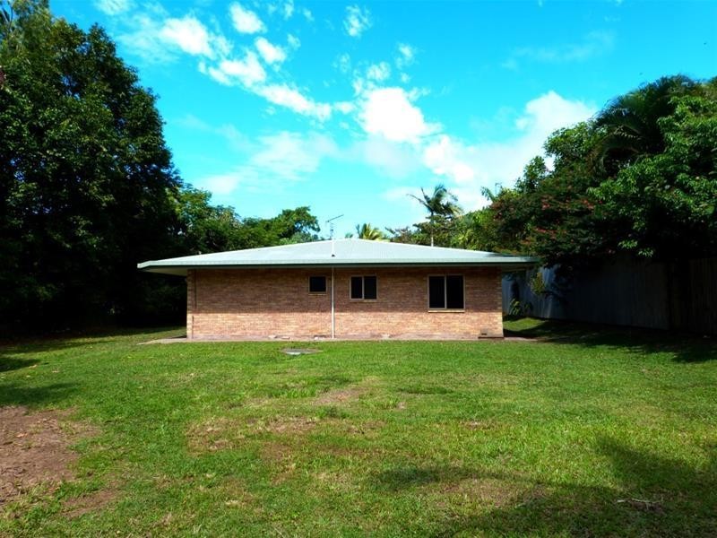 19 Bingil Bay Road, Bingil Bay QLD 4852