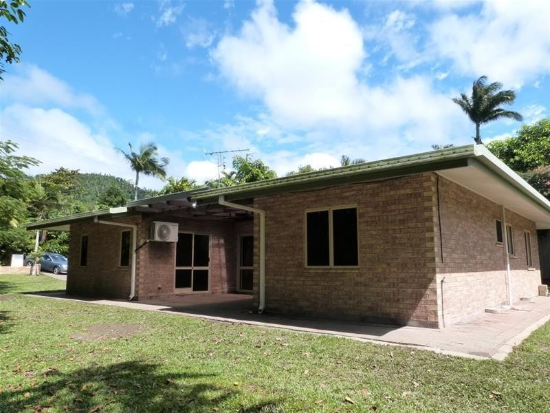 19 Bingil Bay Road, Bingil Bay QLD 4852