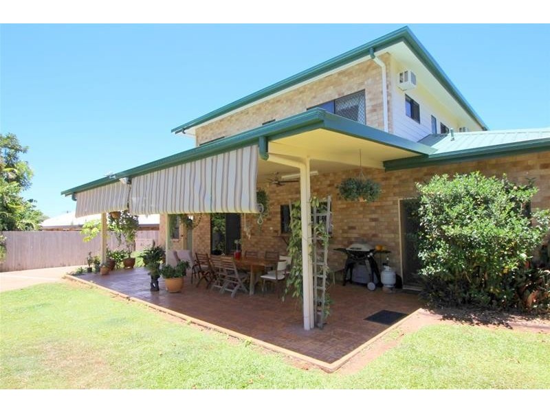 9 Leslie Lane, South Mission Beach QLD 4852