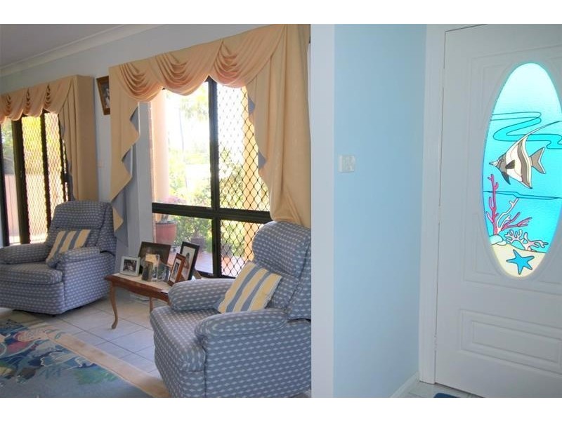 9 Leslie Lane, South Mission Beach QLD 4852