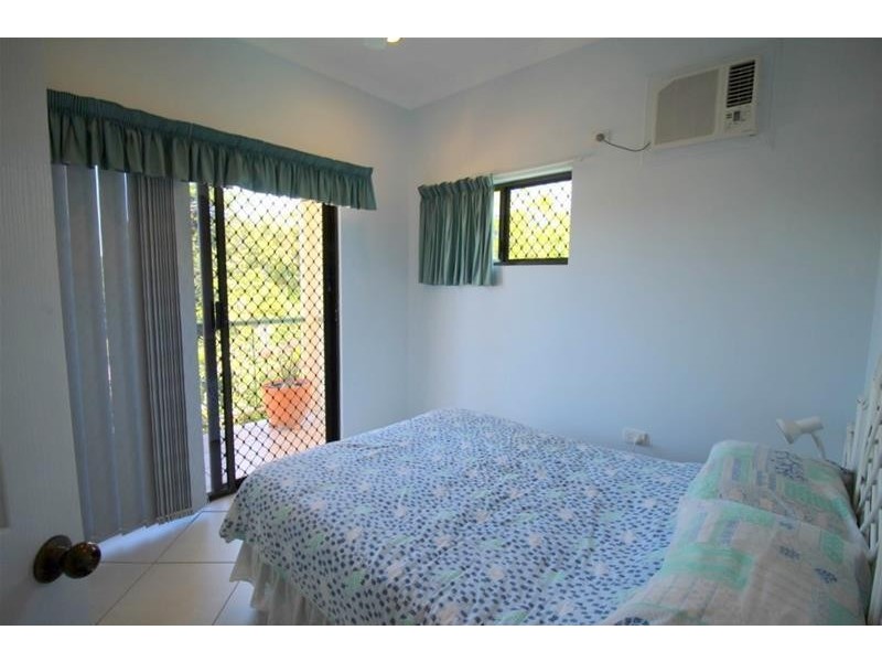 9 Leslie Lane, South Mission Beach QLD 4852