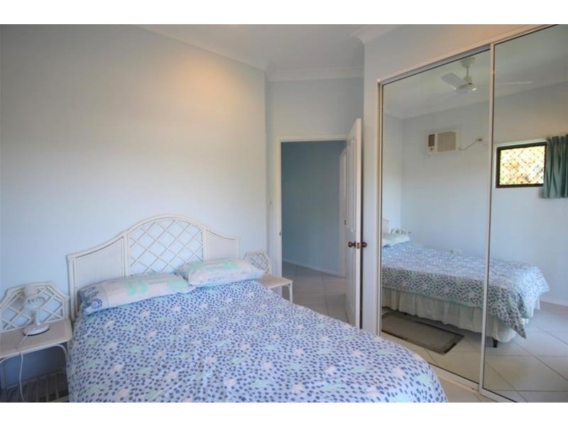 9 Leslie Lane, South Mission Beach QLD 4852