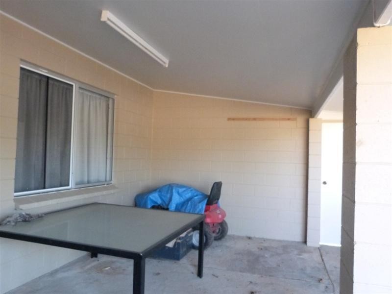 83 Taylor Street, Tully Heads QLD 4854