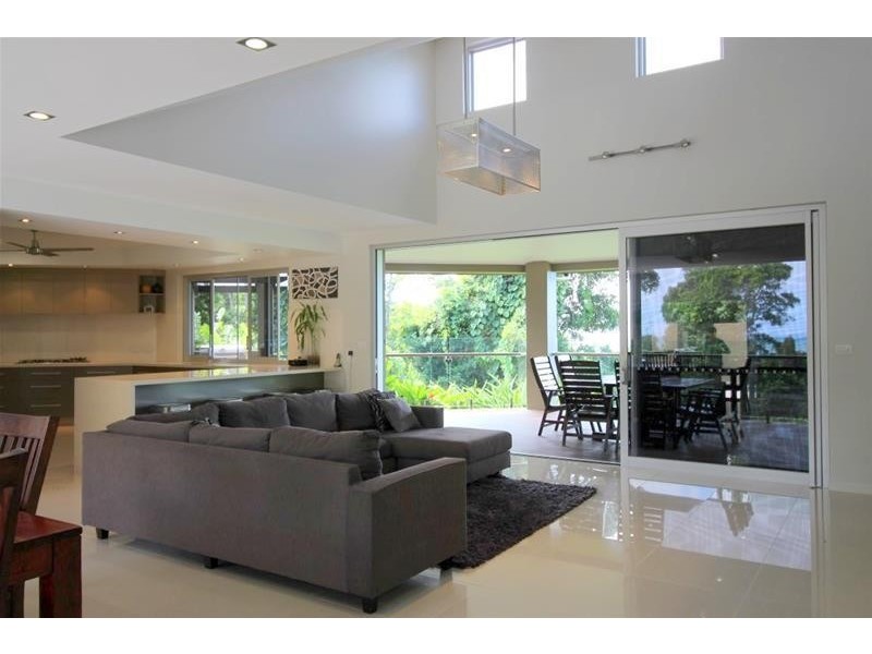 32 Mission Circle, Wongaling Beach QLD 4852