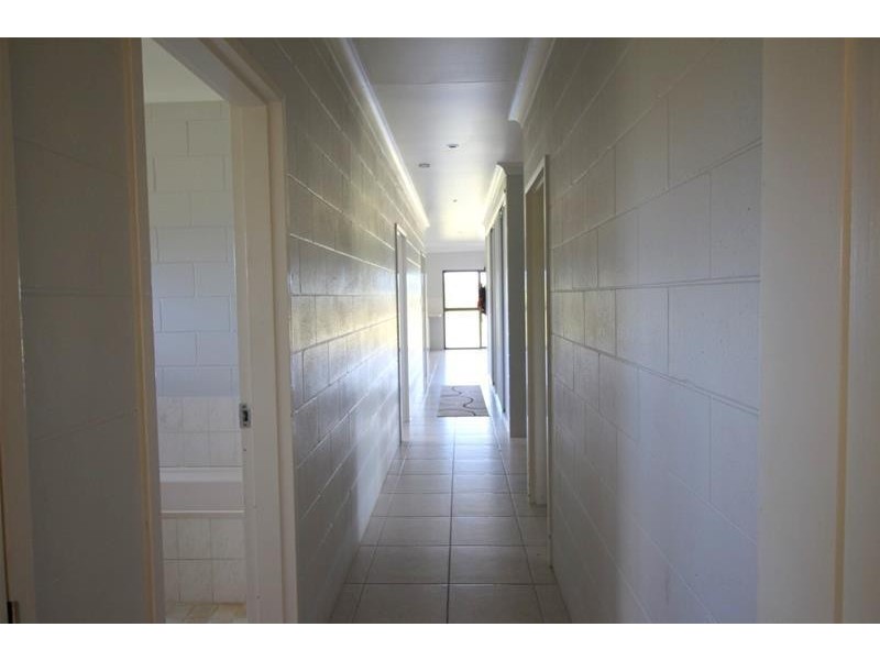 104 Jaffa Road, El Arish QLD 4855