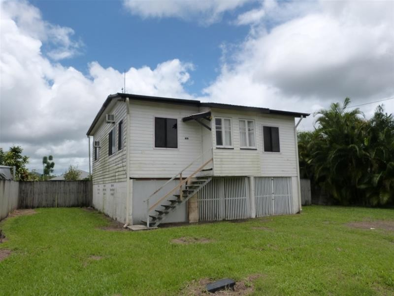 10 Wilson Street, El Arish QLD 4855