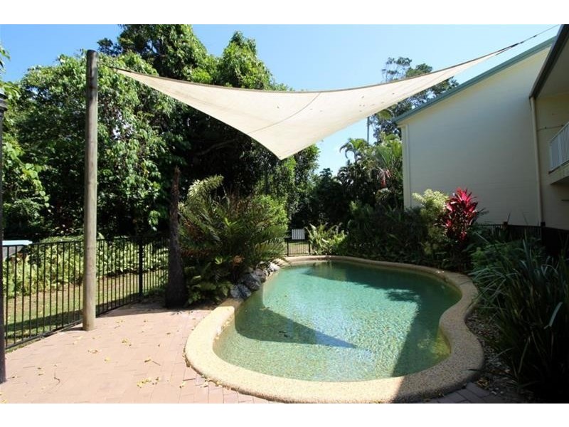 2/30 Bingil Bay Road, Bingil Bay QLD 4852