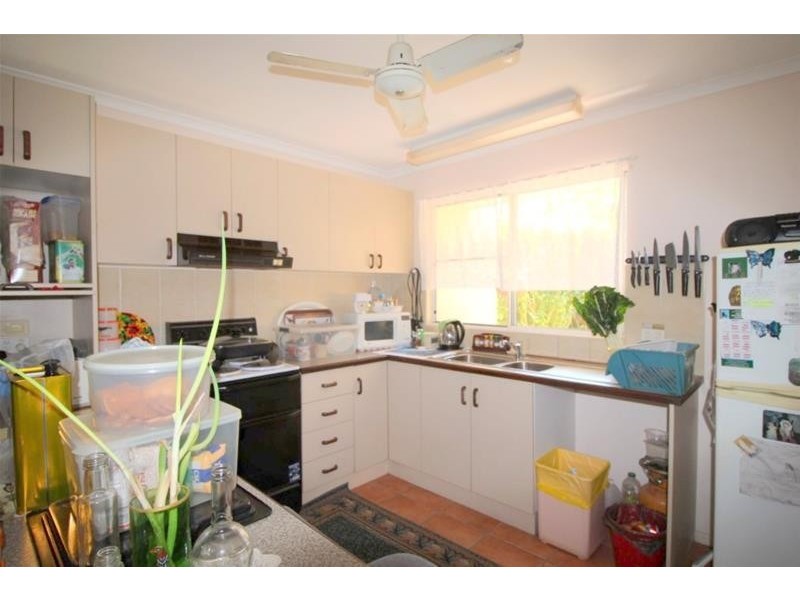 2/30 Bingil Bay Road, Bingil Bay QLD 4852