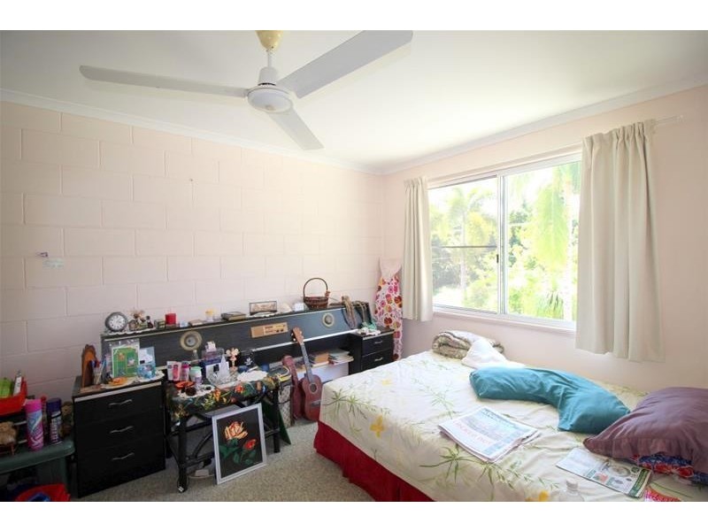 2/30 Bingil Bay Road, Bingil Bay QLD 4852