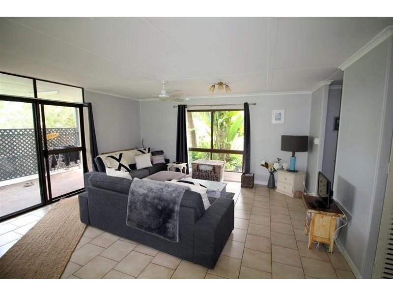 3 Buccaneer Street, South Mission Beach QLD 4852