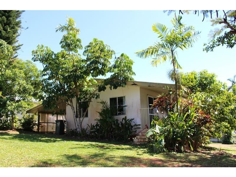 39 Cutten Street, Bingil Bay QLD 4852