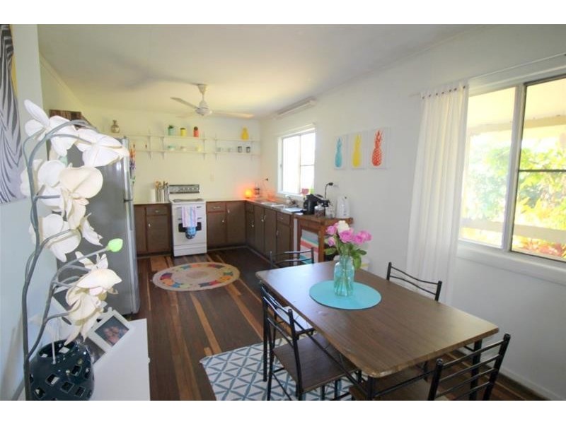 39 Cutten Street, Bingil Bay QLD 4852
