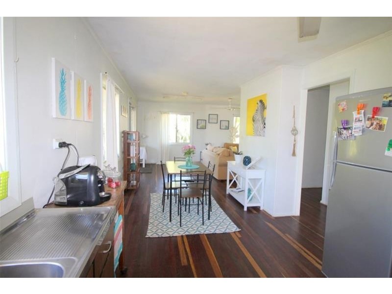 39 Cutten Street, Bingil Bay QLD 4852