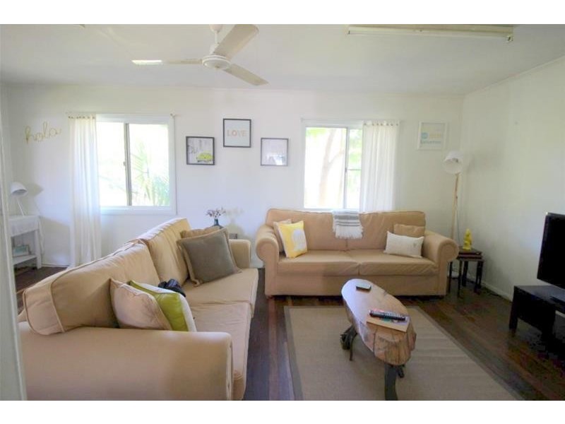 39 Cutten Street, Bingil Bay QLD 4852