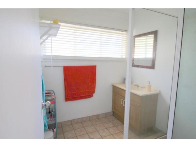 39 Cutten Street, Bingil Bay QLD 4852