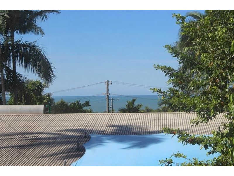 39 Cutten Street, Bingil Bay QLD 4852