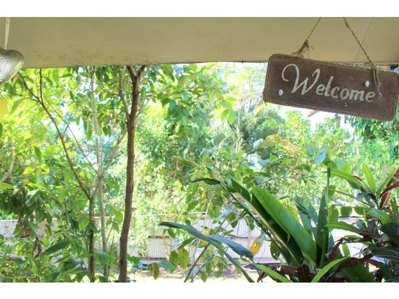 39 Cutten Street, Bingil Bay QLD 4852