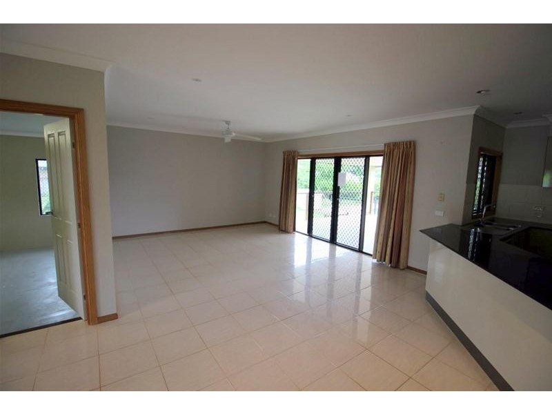 7 Sanctuary Crescent, Wongaling Beach QLD 4852