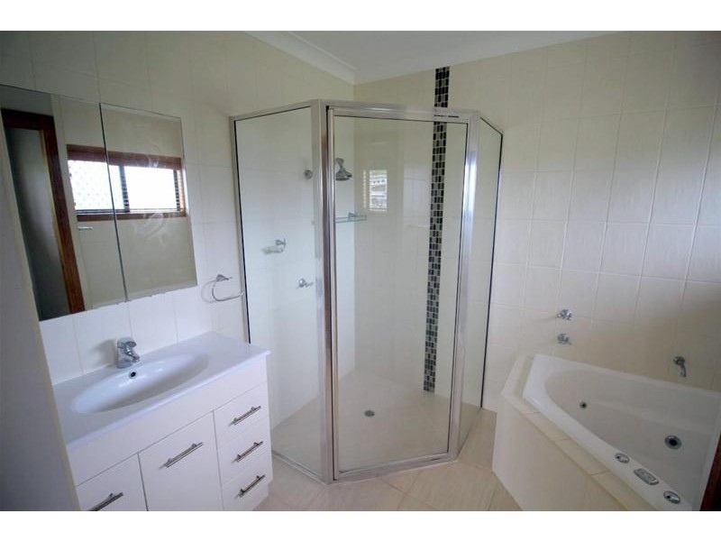 7 Sanctuary Crescent, Wongaling Beach QLD 4852