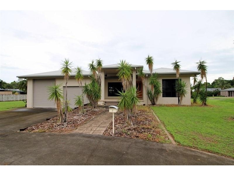 7 Sanctuary Crescent, Wongaling Beach QLD 4852