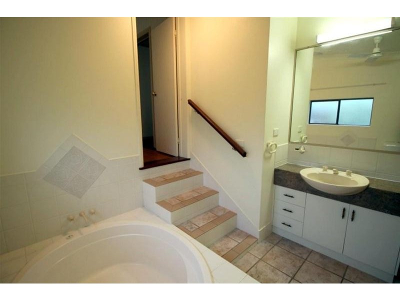 29 Royston Street, El Arish QLD 4855