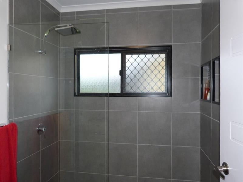 9 Glasgow Street, El Arish QLD 4855