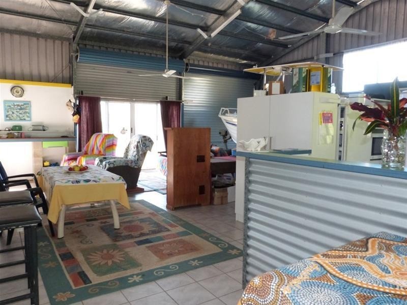 28 Melaleuca Drive, Tully Heads QLD 4854