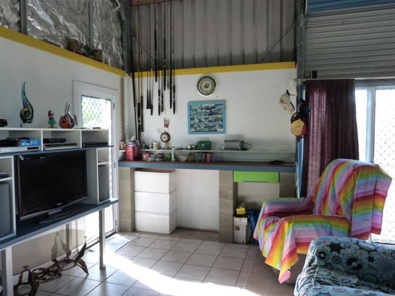 28 Melaleuca Drive, Tully Heads QLD 4854